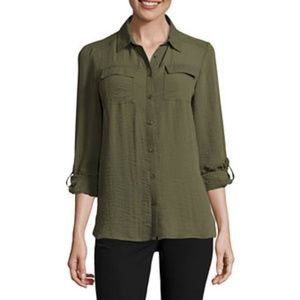 NWT   A.n.a Roll Tab Button Front Blouse